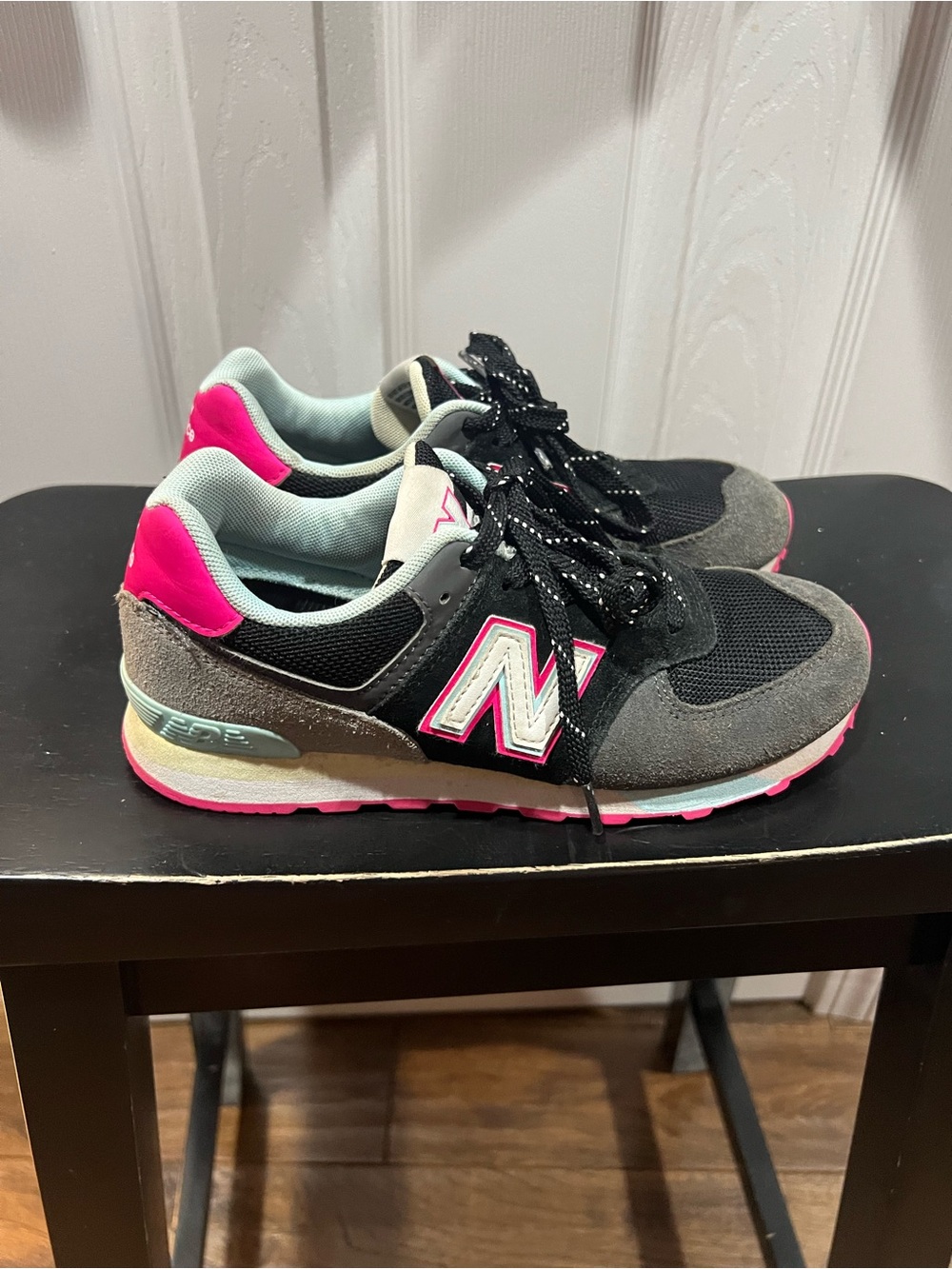 New Balance Kids' 574 size 3 Black & Pink Athletic Sneakers